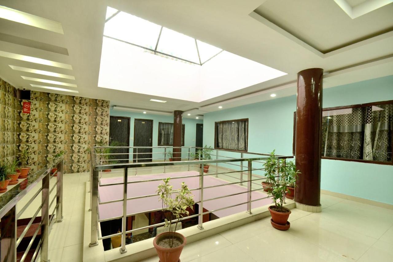 Oyo 8622 Hotel Grand Inn Chandīgarh Exterior foto